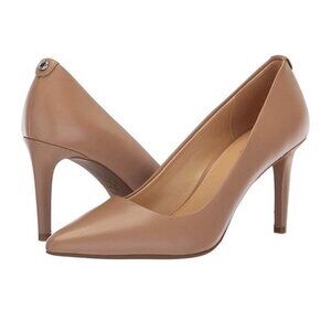 Michael Kors Dorothy Flex Pump Leather Heels In DK Khaki Size 7M new with box